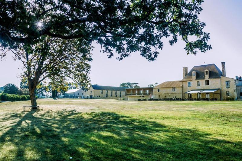 Domaine Du Normandoux, The Originals Relais Hotell Tercé Eksteriør bilde